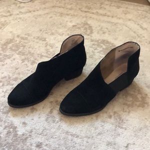 Black Suede Waterproof Blondos Size 9